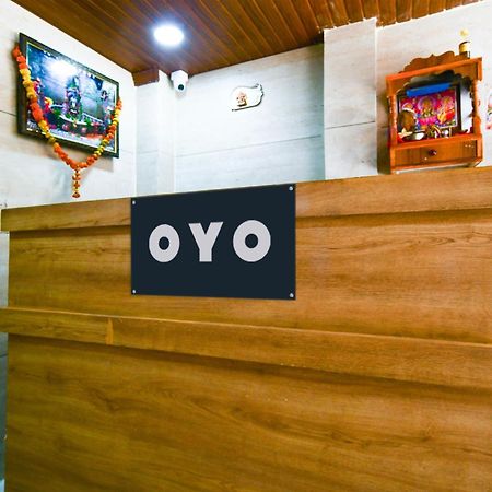 Super Hotel O D.V Near Medanta Hospital إندور المظهر الخارجي الصورة